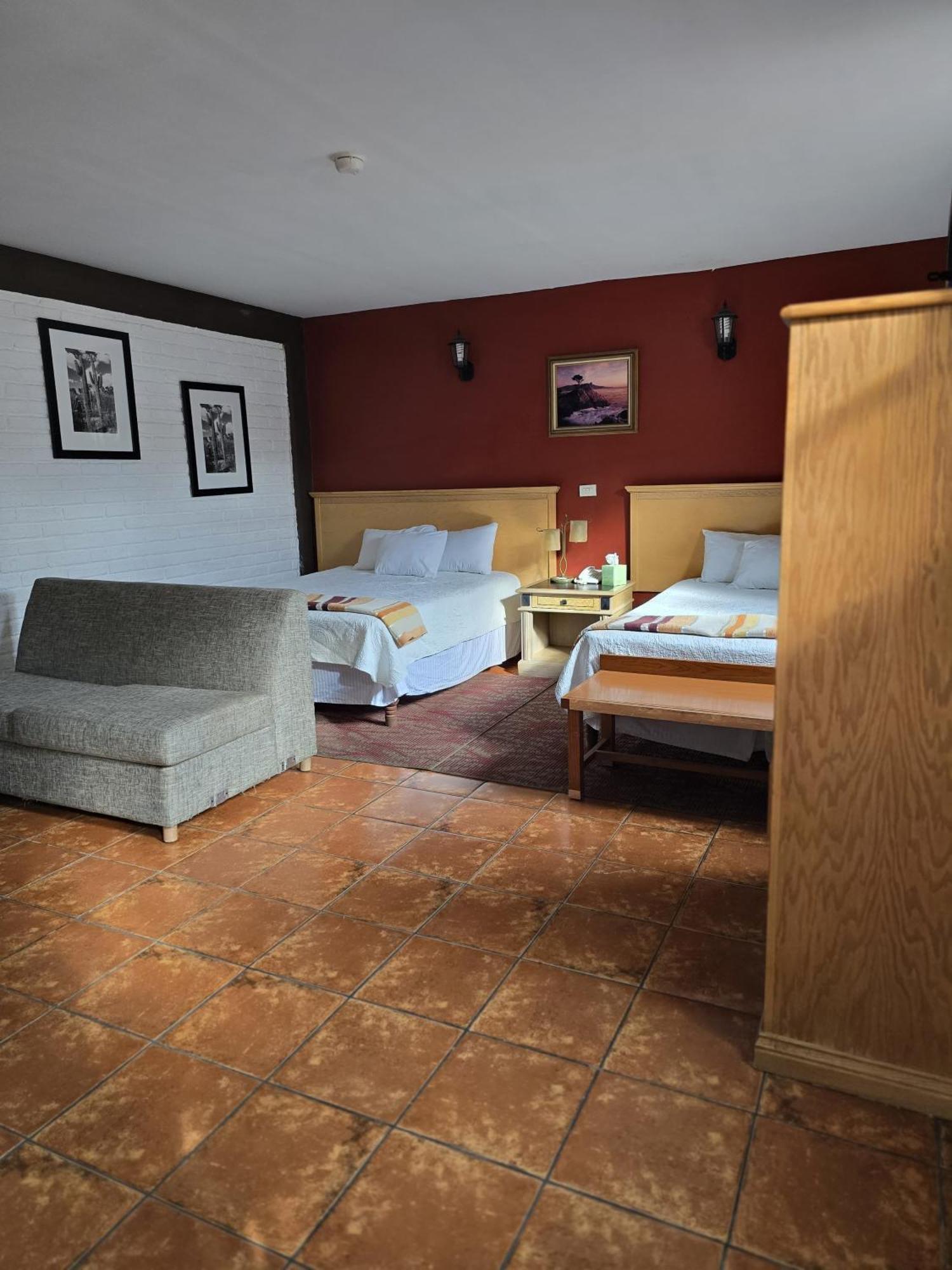 Hotel Boutique El Viejo Mundo 伊达尔戈德尔帕拉尔 外观 照片